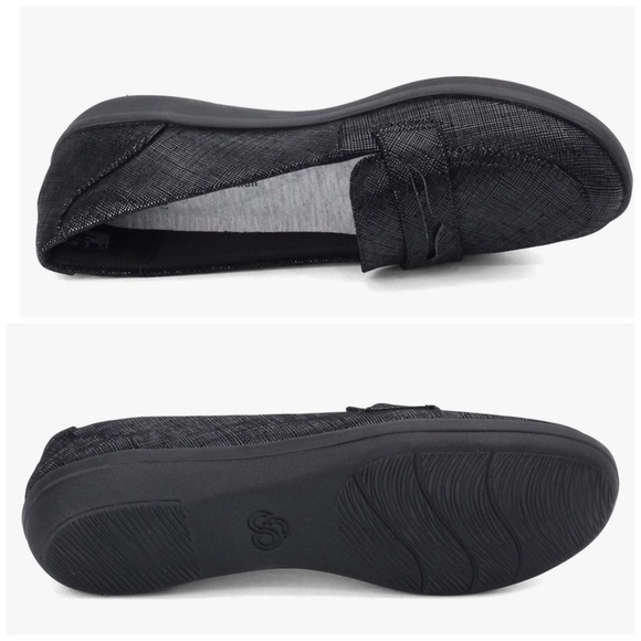 Clarks Cloudsteppers Ayla Slip On Loafer Flats - Picture 3 of 16